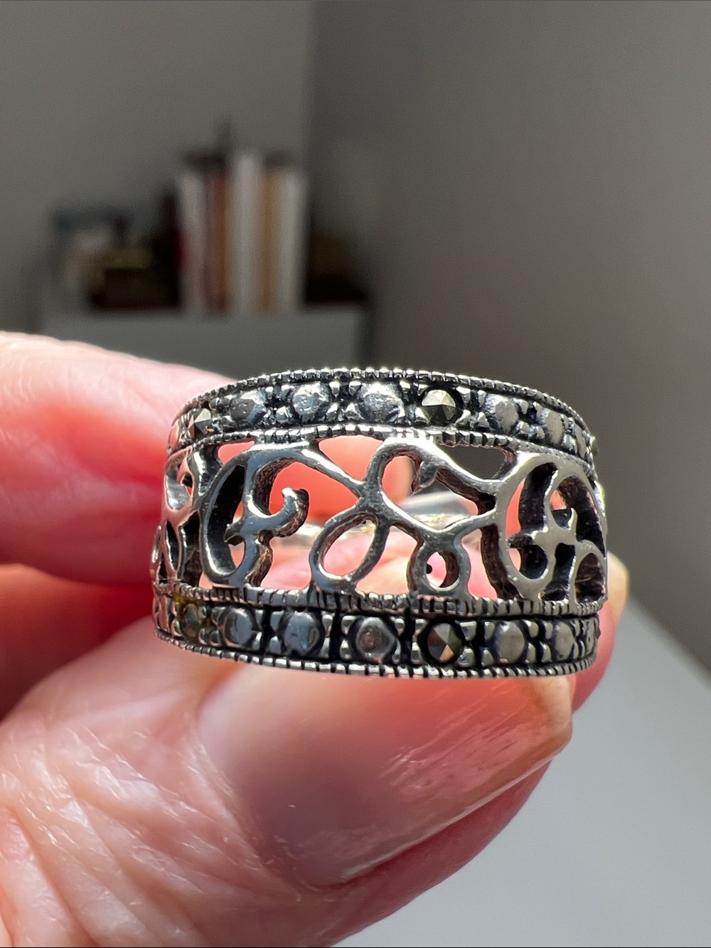 Delicate Filigree Band 925 Sterling Silver Ring -Size 7 - Heirloom Vintage